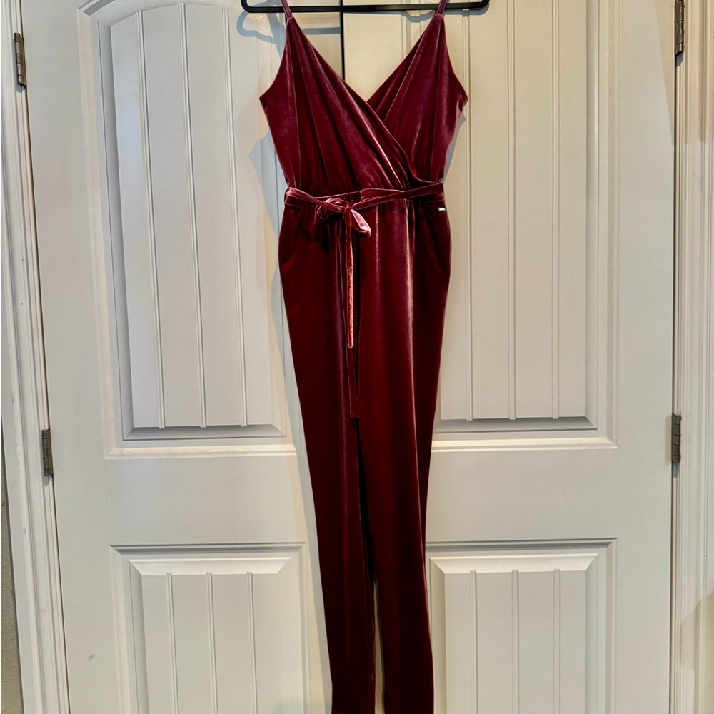 Guess blush Velvet Jumpsuit